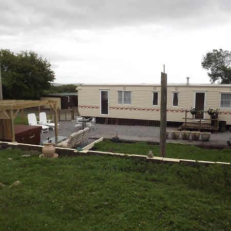 Marsh Water Ponds Fishery Villa Kidwelly Eksteriør bilde